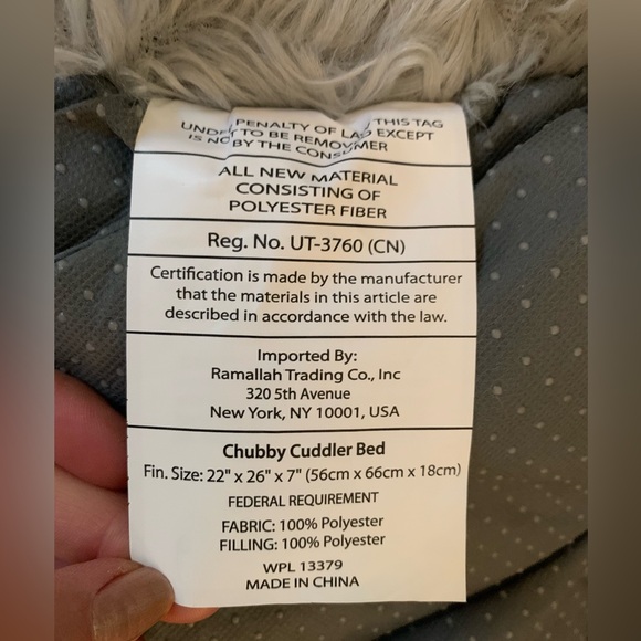 Plush Gray Chubby Cuddler PET BED with raised sides 22x27x7 - Picture 3 of 6